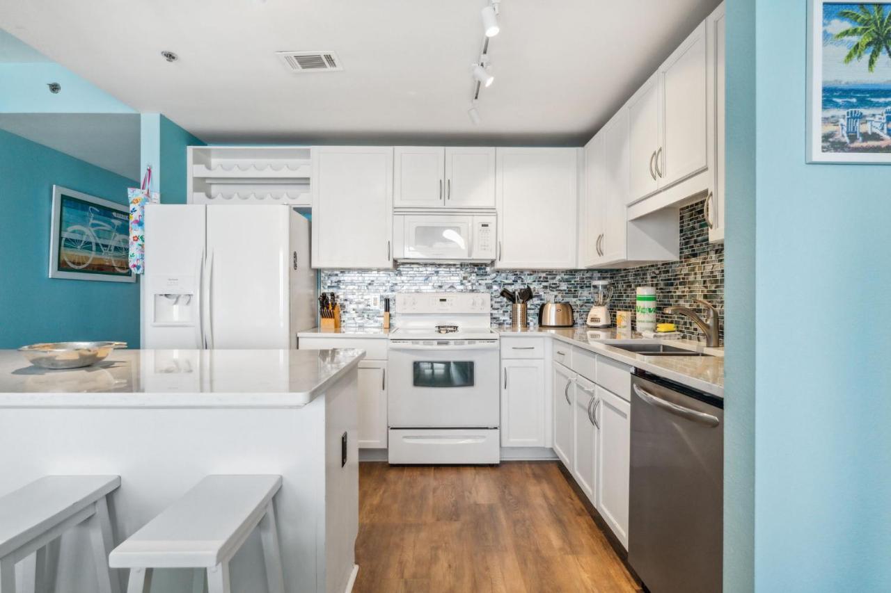 Sea-Renity At Laketown Wharf #1607 By Nautical Properties Panama City Beach Eksteriør billede