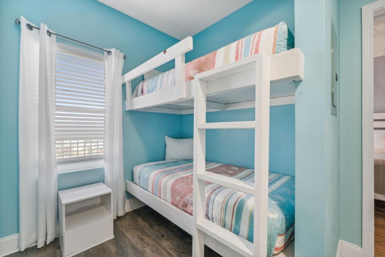 Sea-Renity At Laketown Wharf #1607 By Nautical Properties Panama City Beach Eksteriør billede