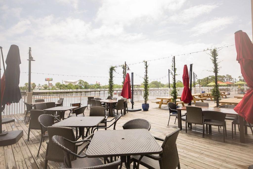 Sea-Renity At Laketown Wharf #1607 By Nautical Properties Panama City Beach Eksteriør billede